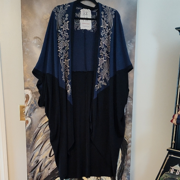 Johnny Was Navy and Black Knit Embroidered  Cocoon Jacket - Picture 1 of 7